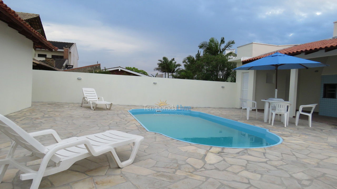 House for vacation rental in Itapoá (Balneário Uirapuru)