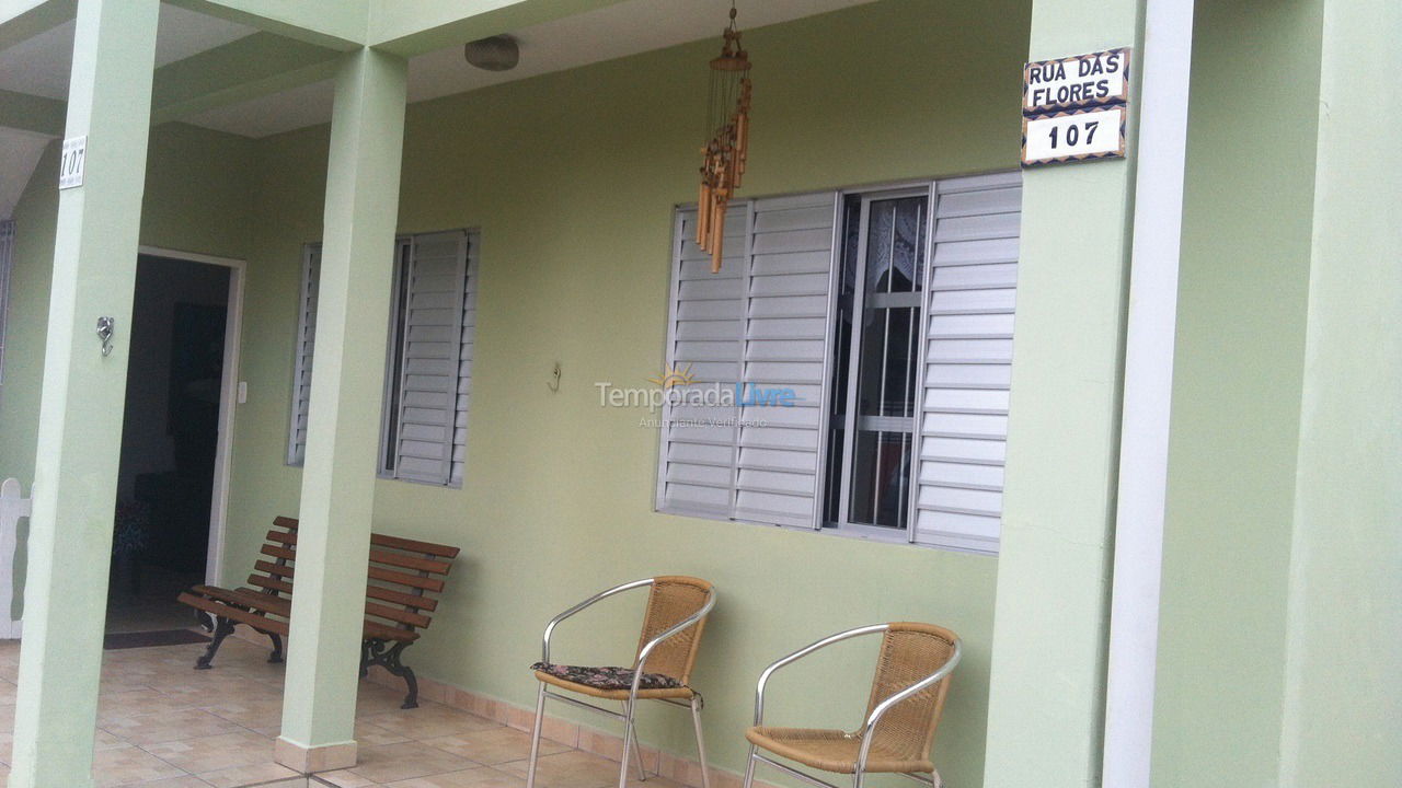 Casa para aluguel de temporada em Florianopolis (Canasvieiras)