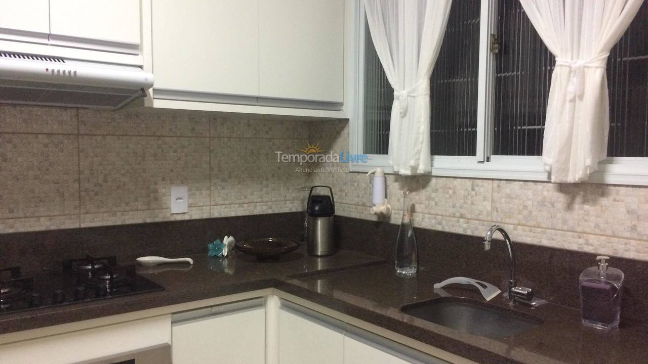 Casa para aluguel de temporada em Florianopolis (Canasvieiras)