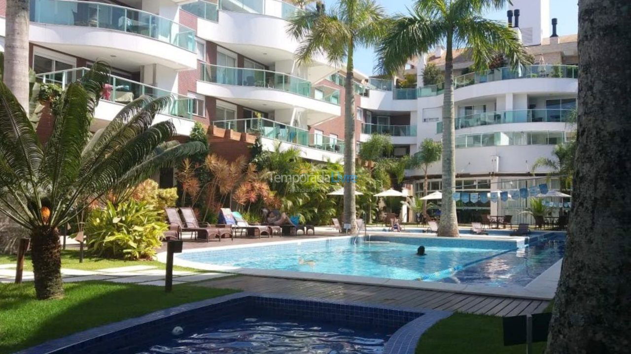 Apartment for vacation rental in Bombinhas (Praia de Bombinhas)