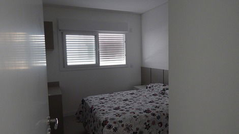 APARTMENT WITH GREAT LOCATION ENGLISH