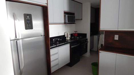 APARTMENT WITH GREAT LOCATION ENGLISH