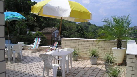 UBATUBA- P. GRANDE-BEAUTIFUL SPACIOUS COMFORTABLE 3 BEDROOM PENTHOUSE.