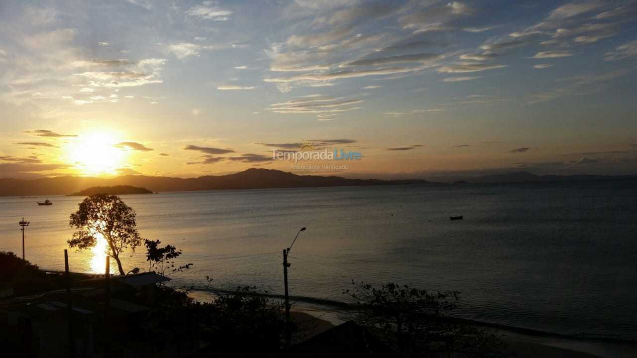 Apartamento para aluguel de temporada em Florianópolis (Cachoeira do Bom Jesus)