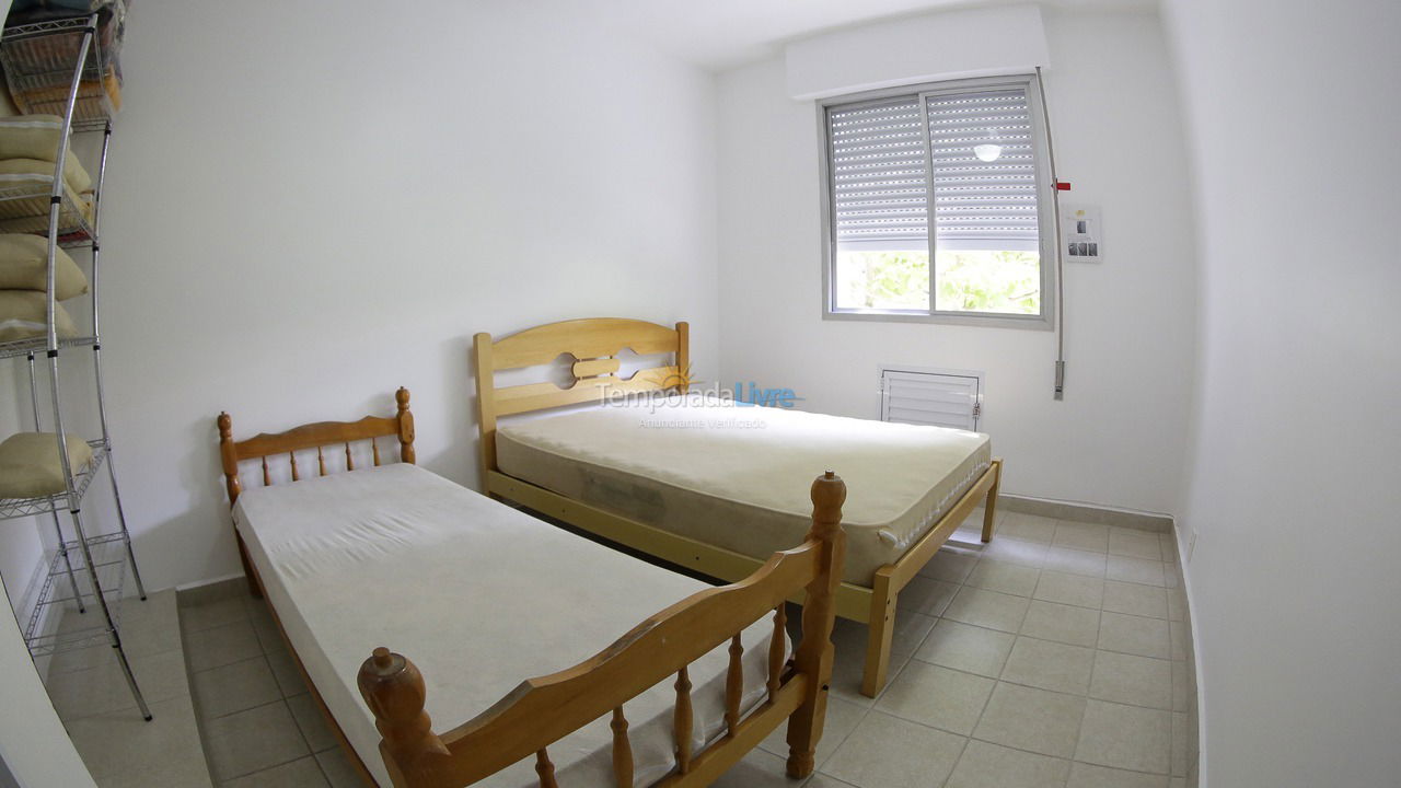 Apartment for vacation rental in Guarujá (Pitangueiras)