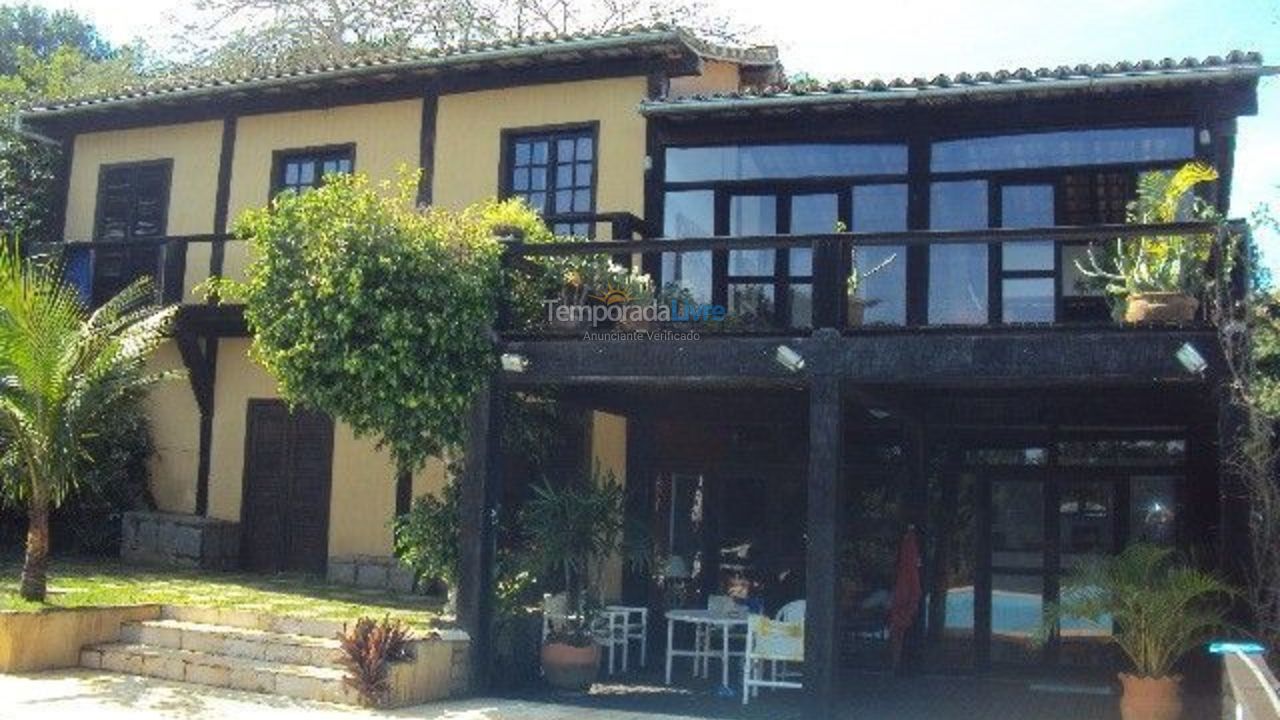 Casa para aluguel de temporada em Armação dos Búzios (Ferradurinha)