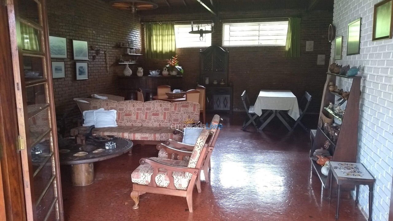 Casa para alquiler de vacaciones em Ubatuba (Enseada)