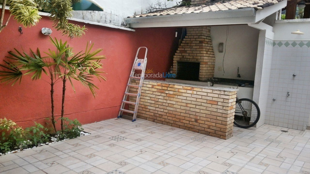 Casa para aluguel de temporada em São Sebastião (Maresias)