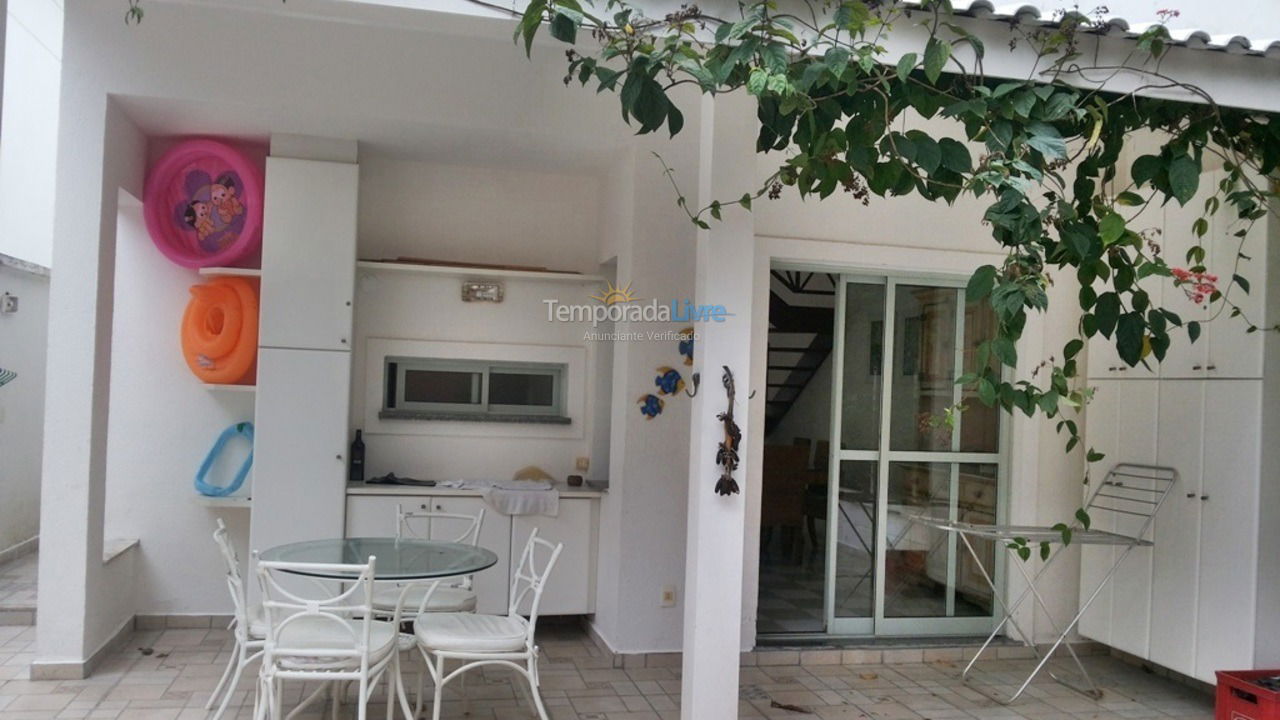 Casa para aluguel de temporada em São Sebastião (Maresias)