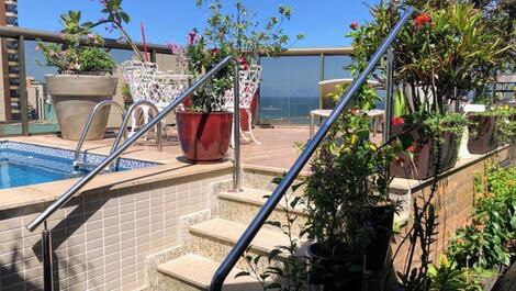 Suíte de alto luxo na praia da Costa com ar condicionado