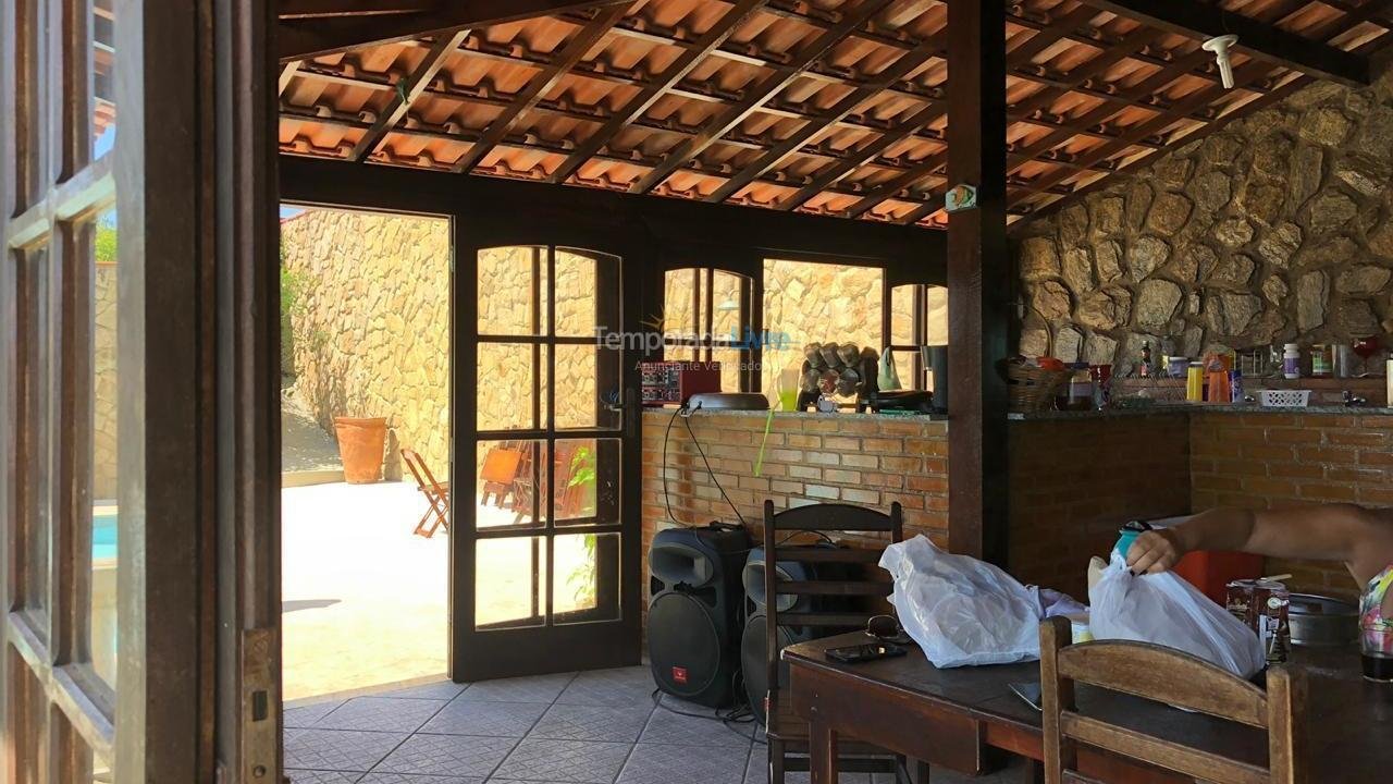 Casa para alquiler de vacaciones em Cabo Frio (Sheila)