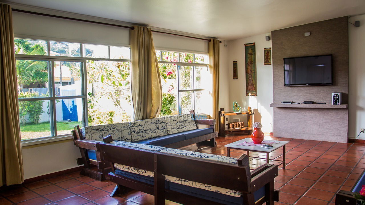 Casa para aluguel de temporada em Arraial do Cabo (Praia dos Anjos)