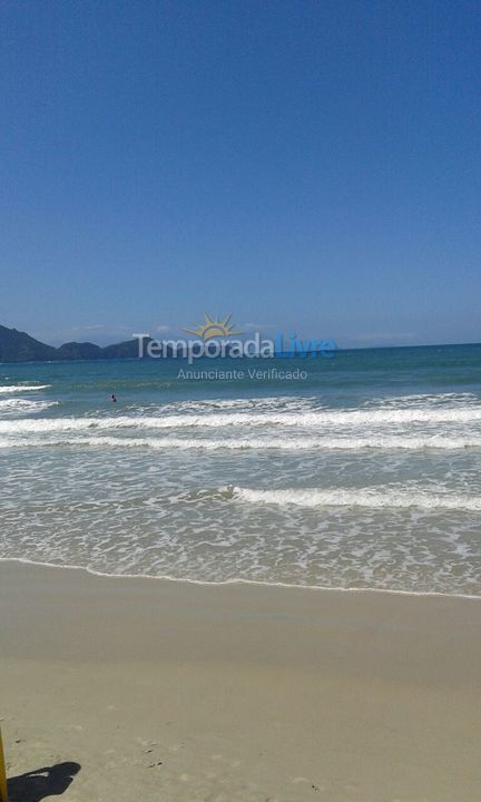 Casa para alquiler de vacaciones em Ubatuba (Praia das Toninhas)