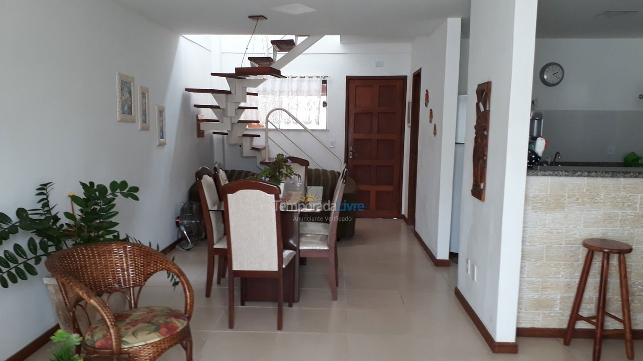 Apartamento para aluguel de temporada em Arraial do Cabo (Praia Grande)