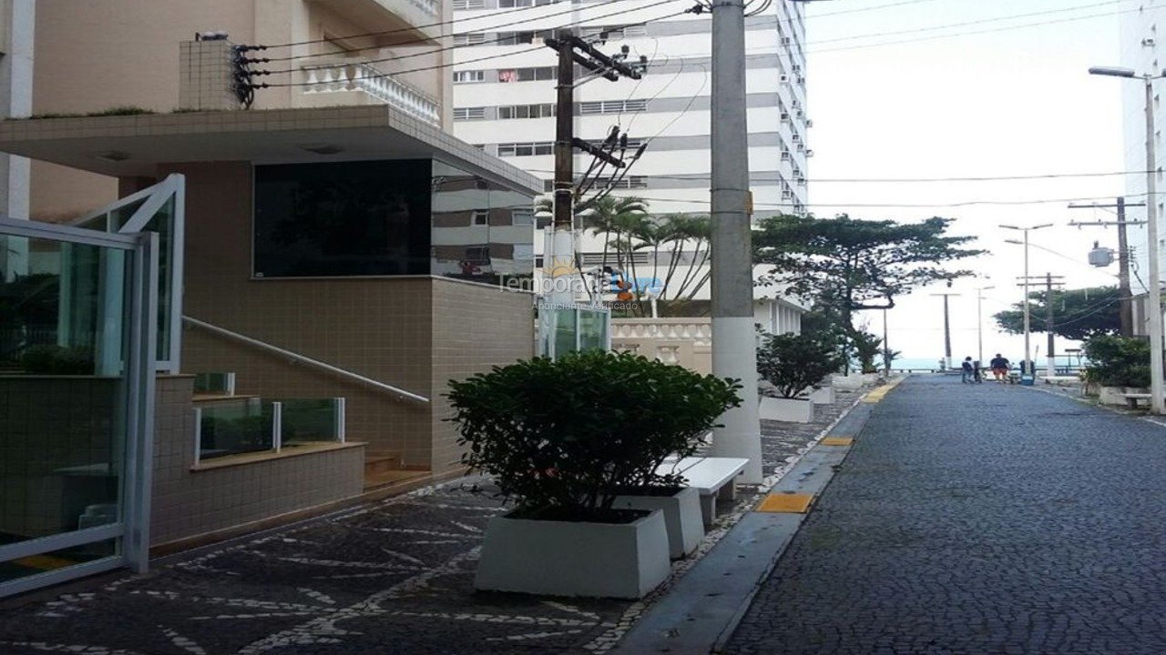 Casa para aluguel de temporada em Guarujá (Pitangueiras)