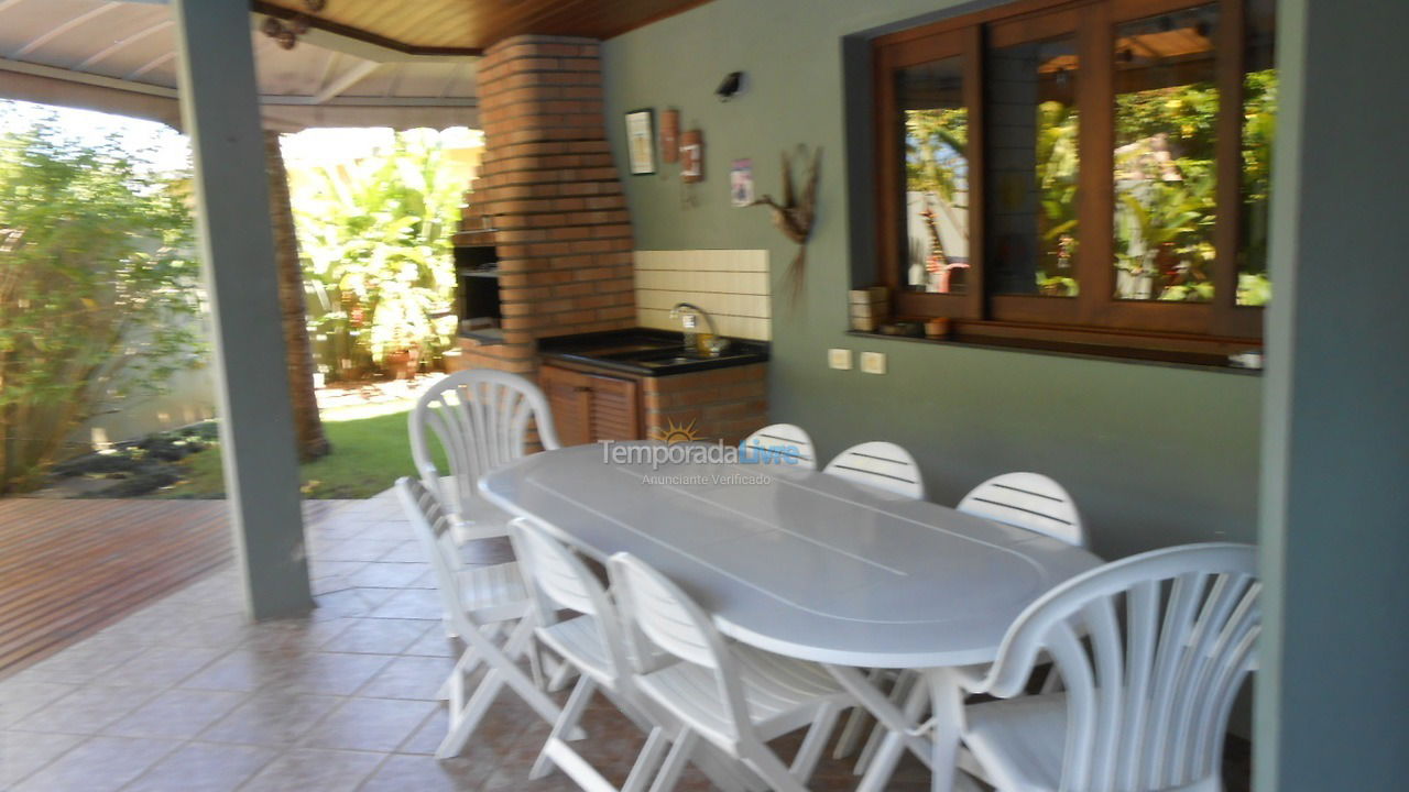 Casa para alquiler de vacaciones em São Sebastião (Toque Toque Pequeno)