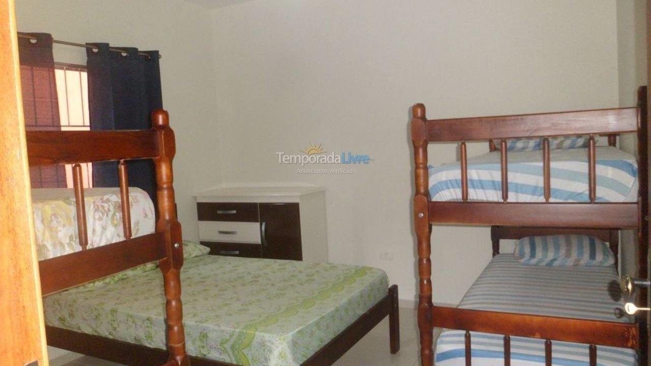 Apartment for vacation rental in Ilha Comprida (Balneário Britânia)