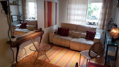 Spacious Modern and Comfortable Apartment near Hospital de Clínicas