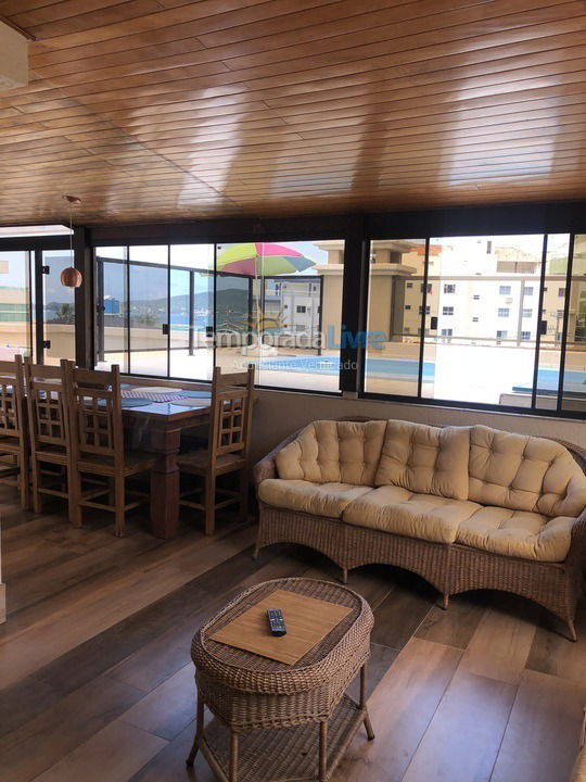 Apartment for vacation rental in Bombinhas (Praia de Bombinhas)