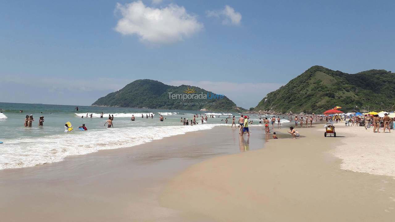 Casa para aluguel de temporada em Guarujá (Guaiúba)