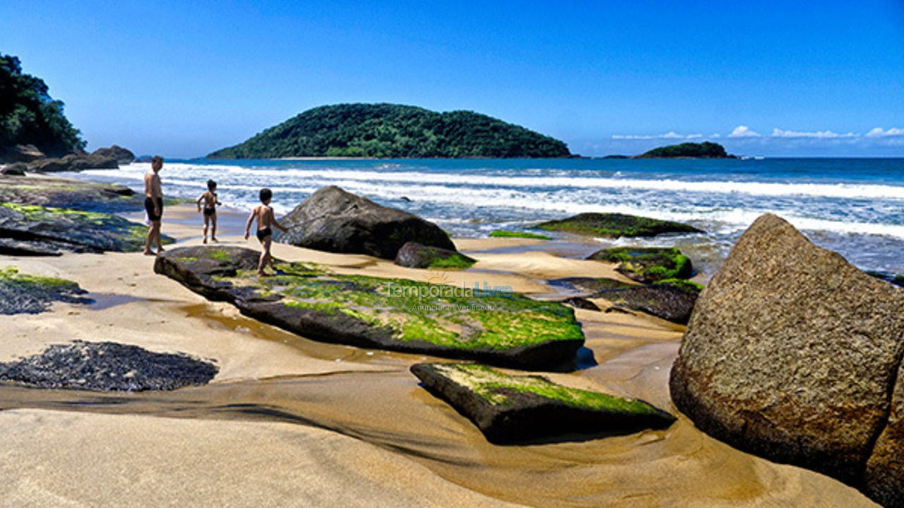 Casa para aluguel de temporada em Ubatuba (Praia Prumirim)