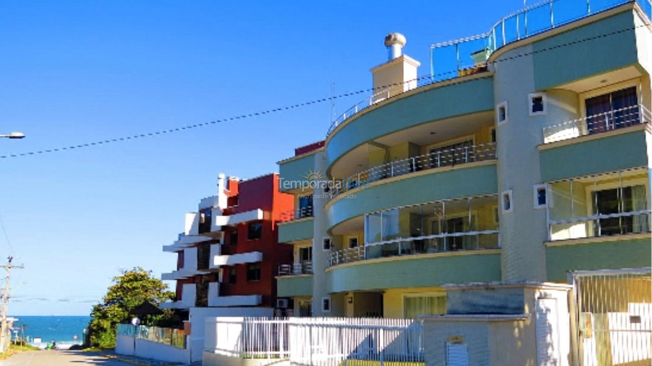 Apartment for vacation rental in Bombinhas (Praia de Quatro Ilhas)