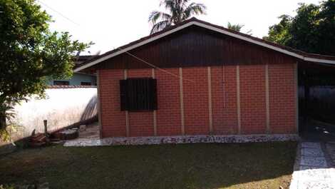 Casa bien al lado de la Riviera de San Lorenzo