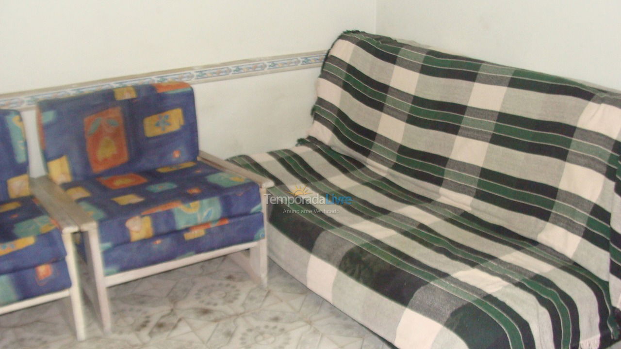 Apartamento para aluguel de temporada em Guarujá (Pitangueiras)