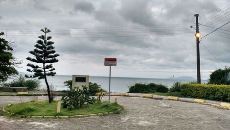FIM DA RUA DE ACESSO PRAIA
