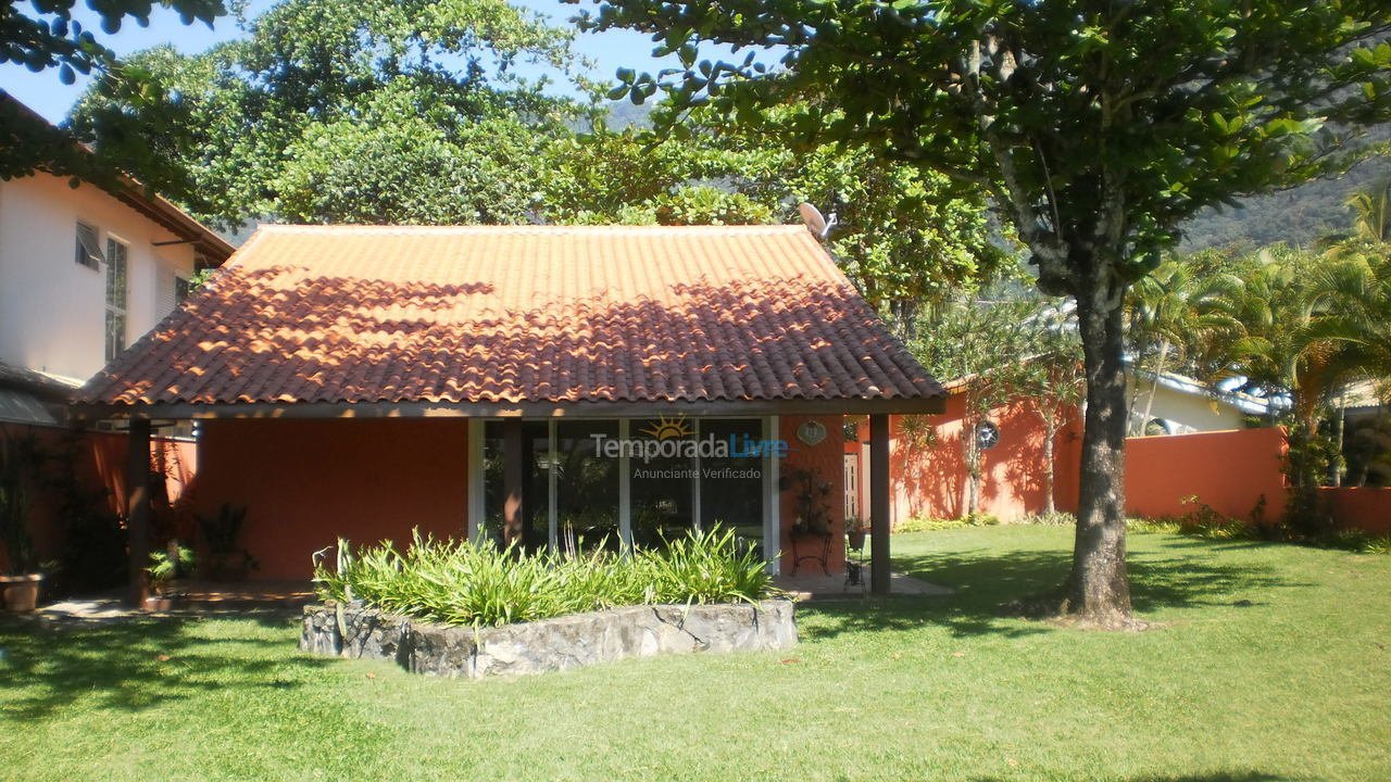 House for vacation rental in São Sebastião (Guaecá)