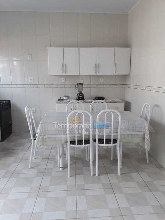 Casa para alquiler de vacaciones em Imbituba (Praia da Vila)