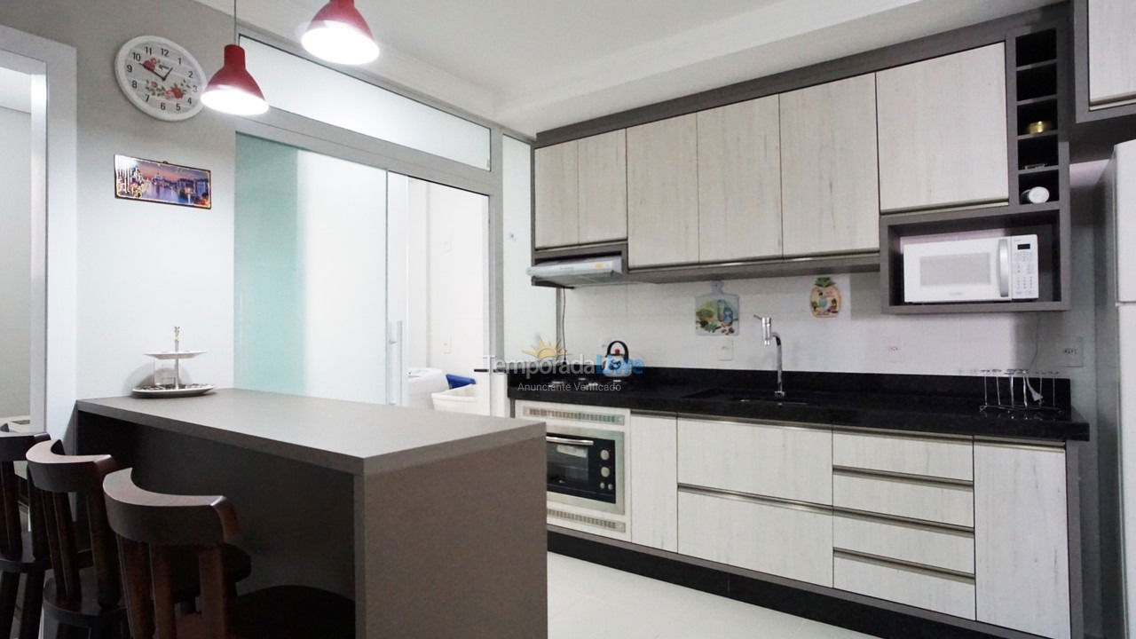 Apartamento para aluguel de temporada em Florianopolis (Praia dos Ingleses)