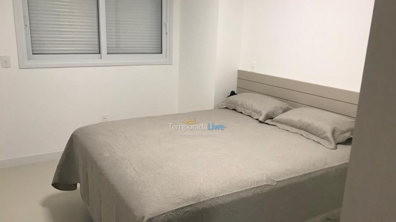 Apartamento para aluguel de temporada em Florianopolis (Praia dos Ingleses)