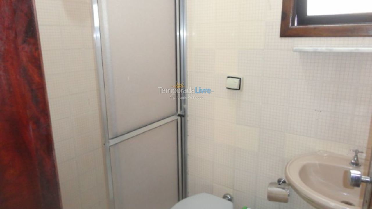 Casa para alquiler de vacaciones em Ubatuba (Praia do Lázaro)