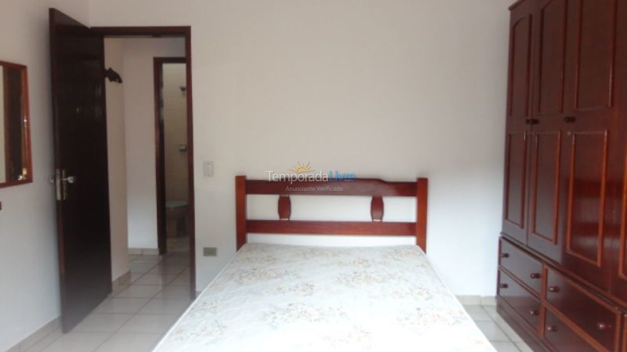 Casa para alquiler de vacaciones em Ubatuba (Praia do Lázaro)