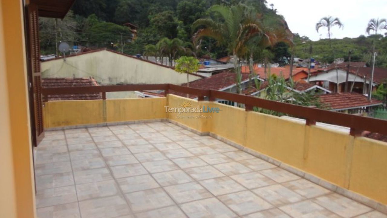 Casa para alquiler de vacaciones em Ubatuba (Praia do Lázaro)