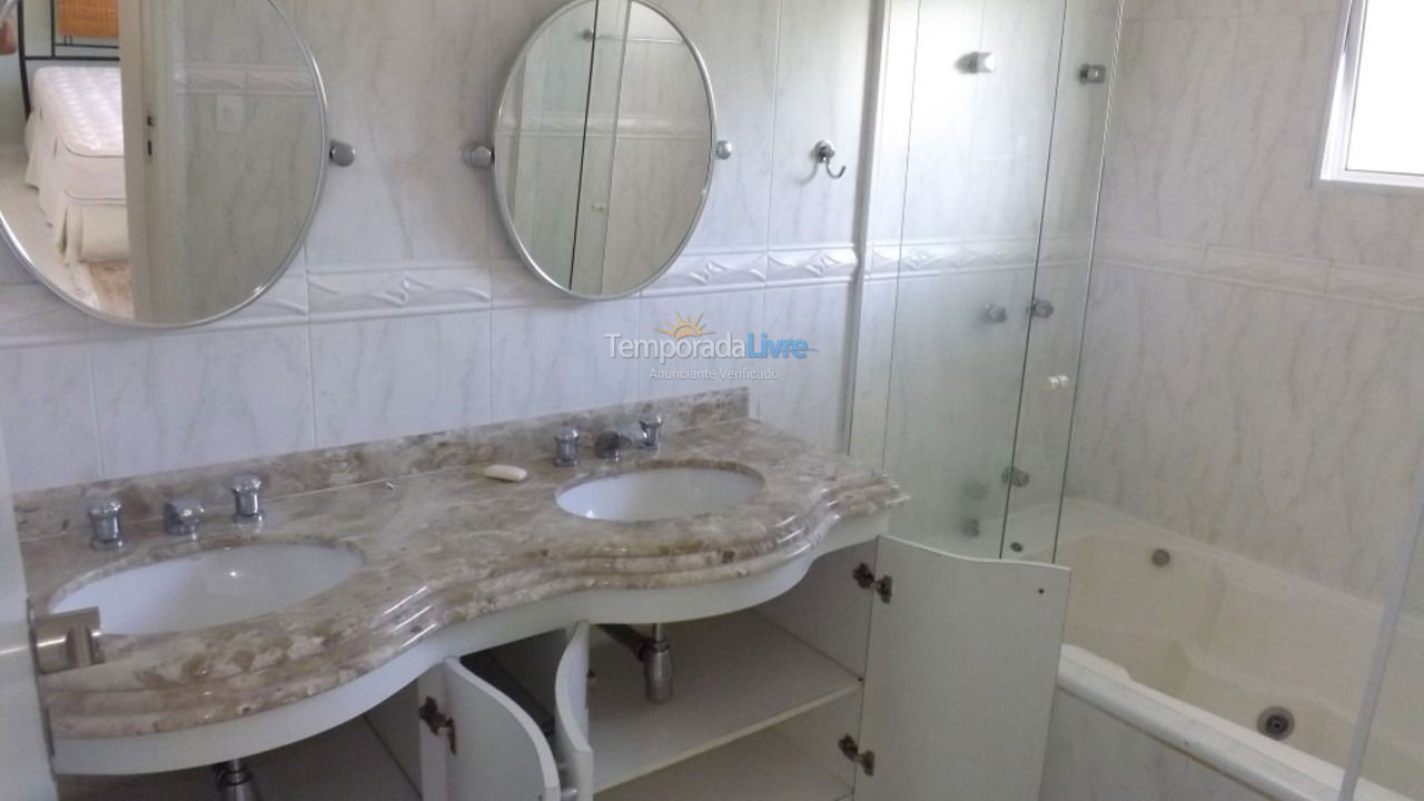 House for vacation rental in Guarujá (Jardim Acapulco)