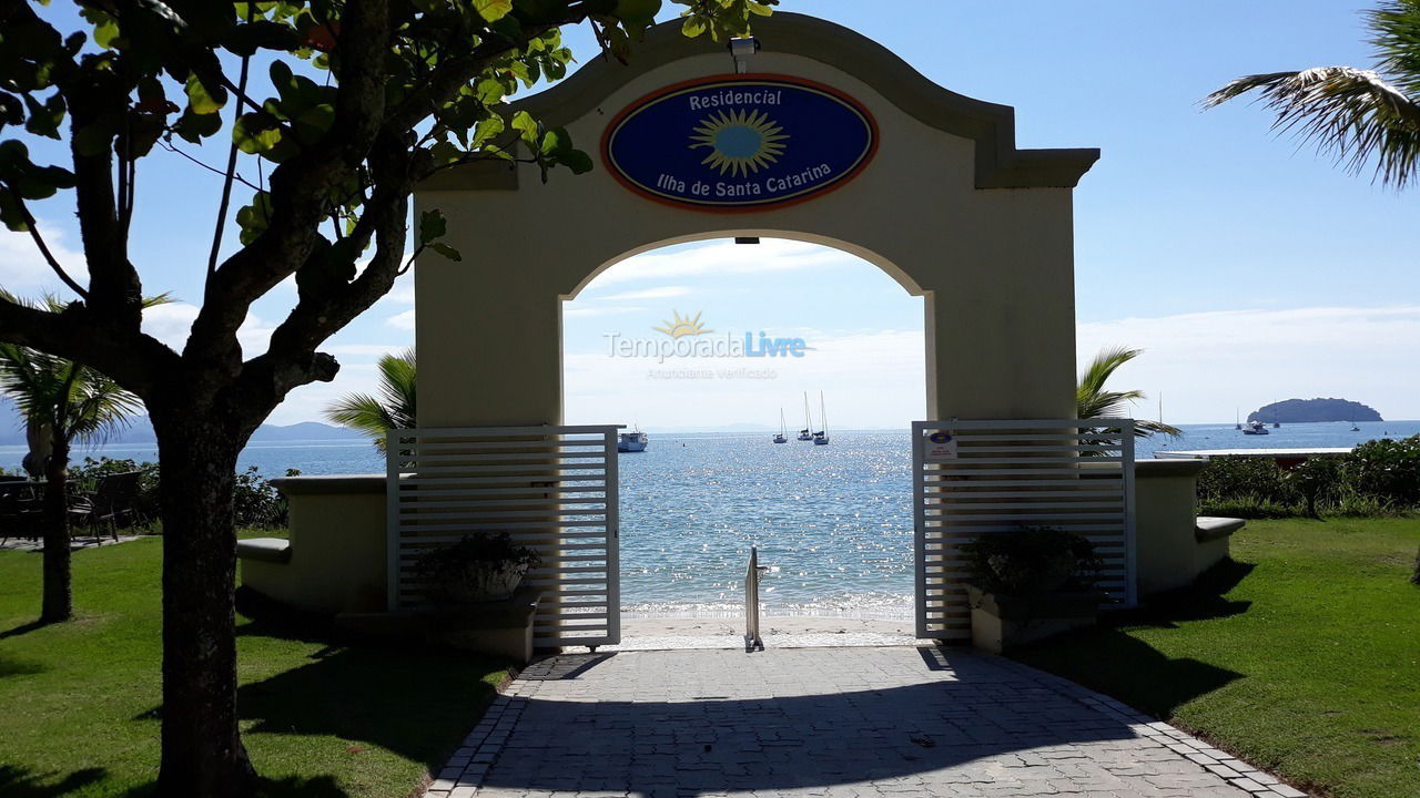 Casa para aluguel de temporada em Florianópolis (Jurere Tradicional)