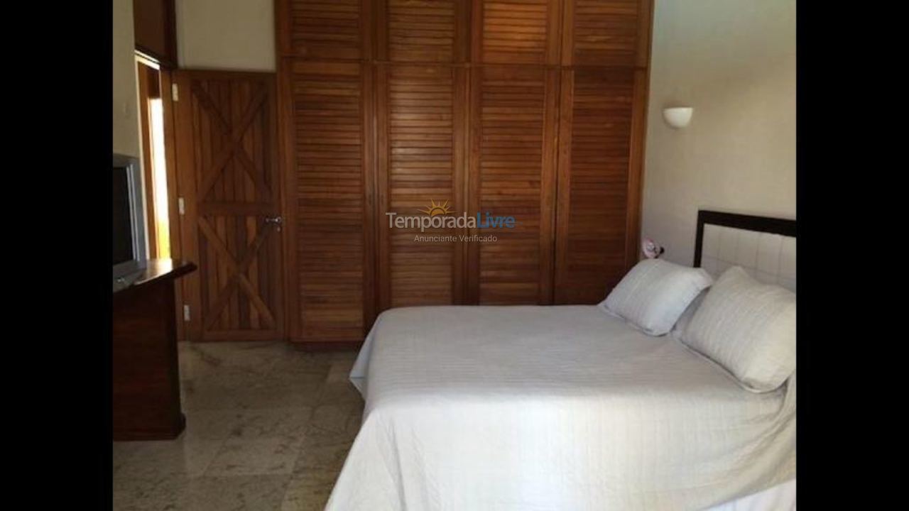 Casa para aluguel de temporada em Guarapari (Praia do Morro)