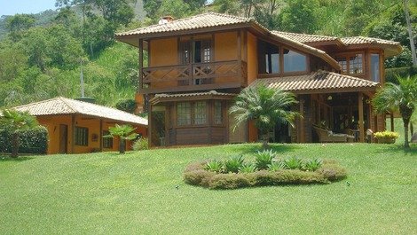 Casa para alugar em Petrópolis - Itaipava