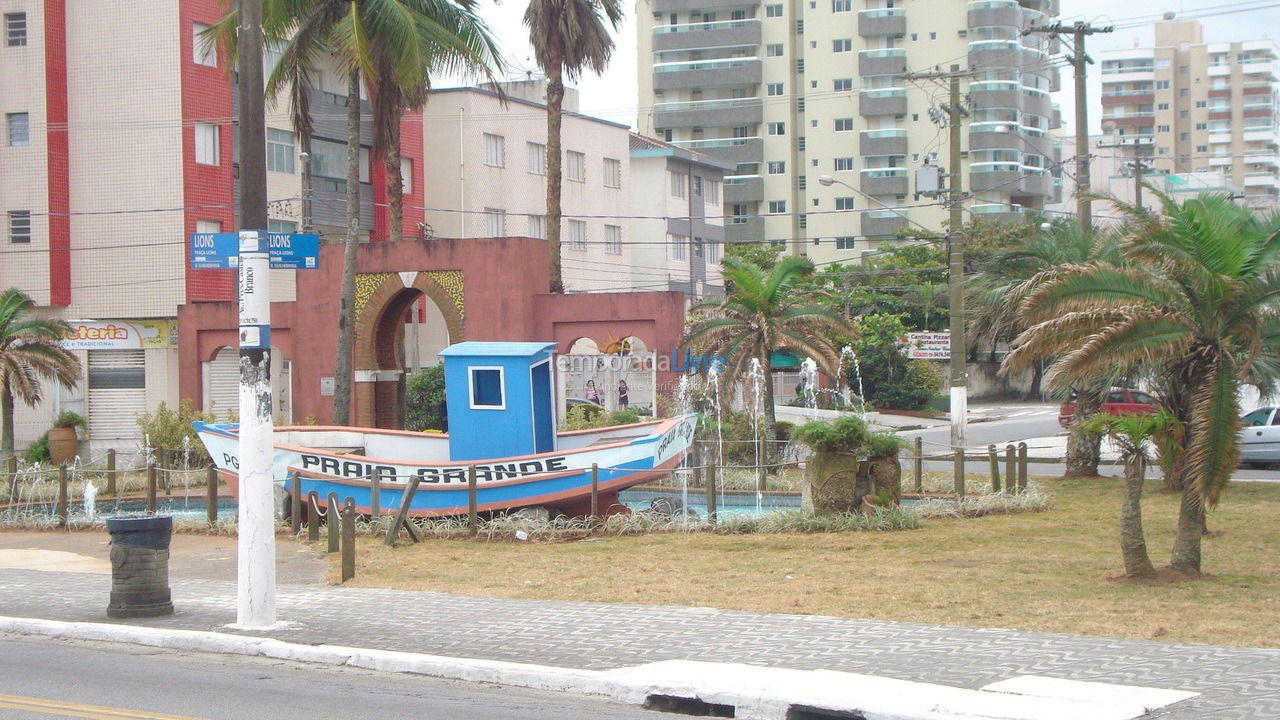 Apartamento para aluguel de temporada em Praia Grande (Guilhermina)