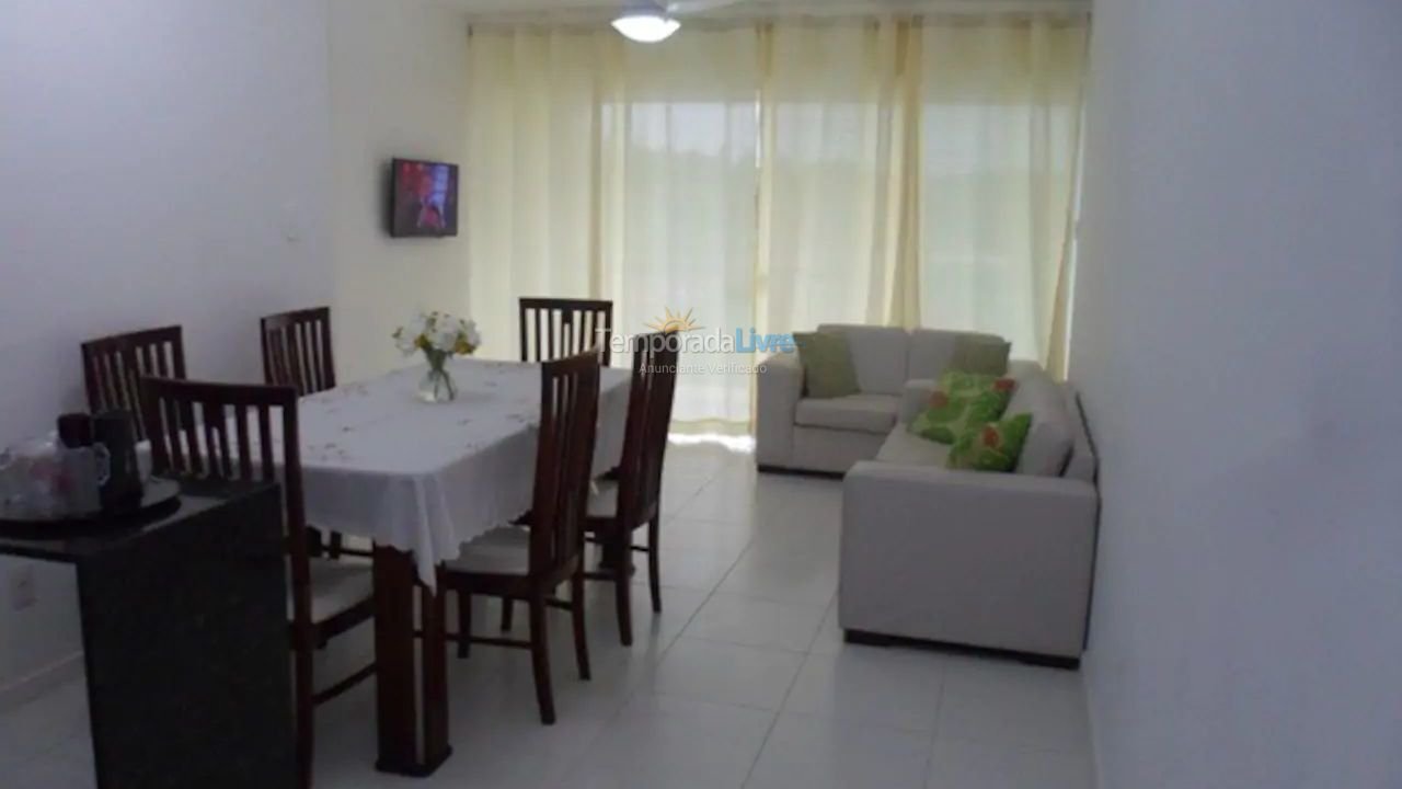 Apartamento para aluguel de temporada em Camaçari (Praia de Guarajuba)
