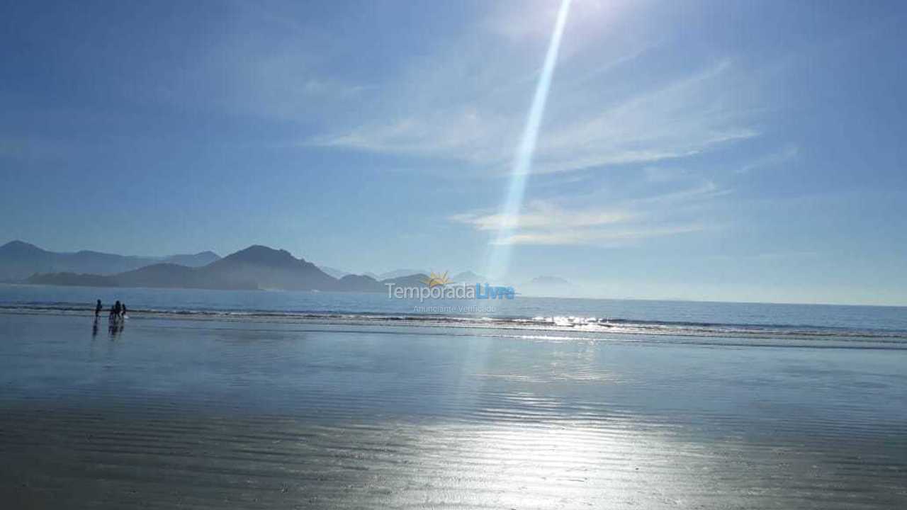 Apartment for vacation rental in Ubatuba (Praia das Toninhas)