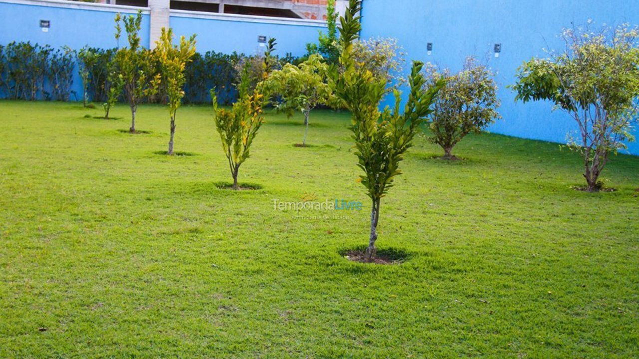 Casa para aluguel de temporada em Caraguatatuba (Massaguaçu)