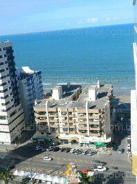 EXCELENTE Apartamento 4 suites con 1 Master, 5 aire acondicionados,...