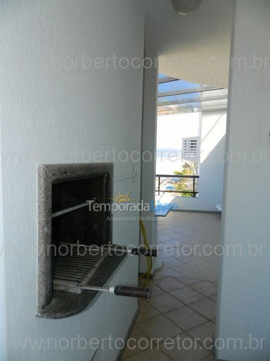 Apartamento para aluguel de temporada em Itapema (Meia Praia)