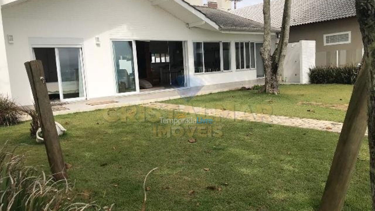 Casa para alquiler de vacaciones em Bombinhas (Canto Grande)