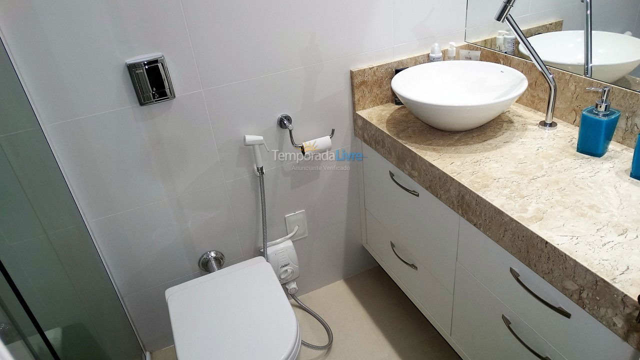 Apartamento para alquiler de vacaciones em Itapema (Meia Praia)