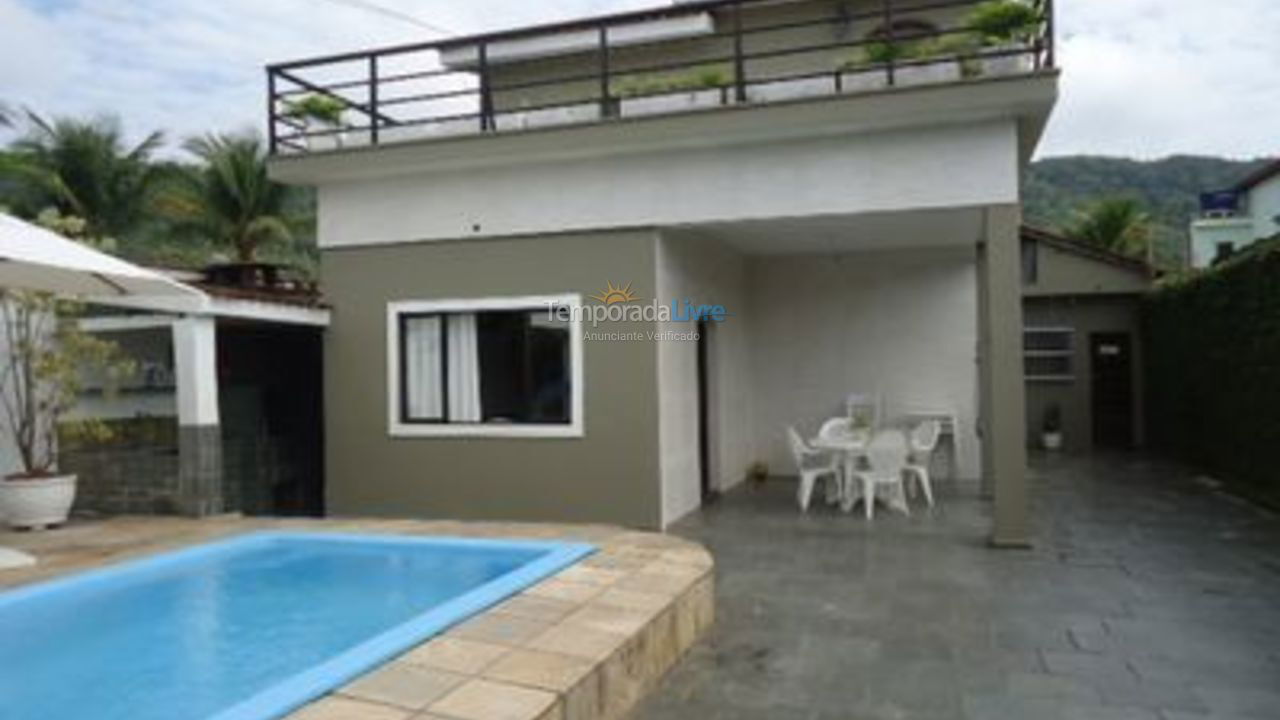 Casa para alquiler de vacaciones em Guarujá (Enseda)