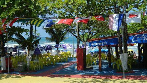 Gran casa cerca de la playa, muy bien ubicada.